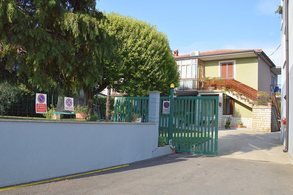 Apartamento Giardino Umag Exterior foto